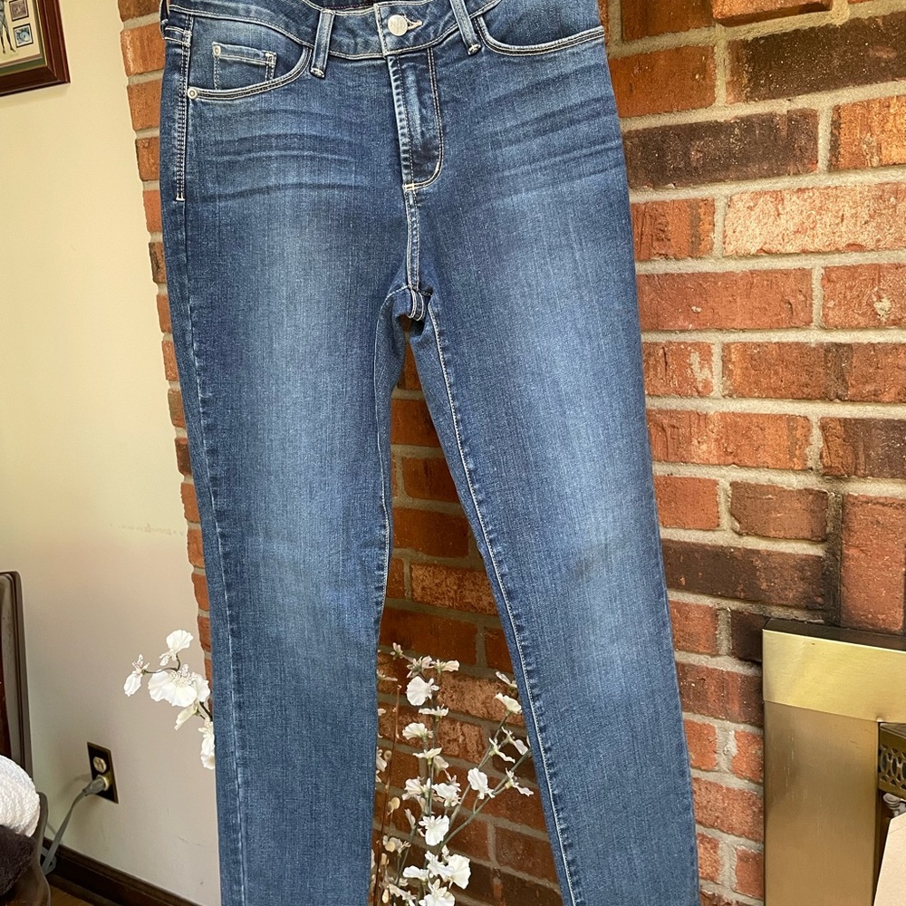 NYDJ Blue Straight Leg Jeans with Classic Style